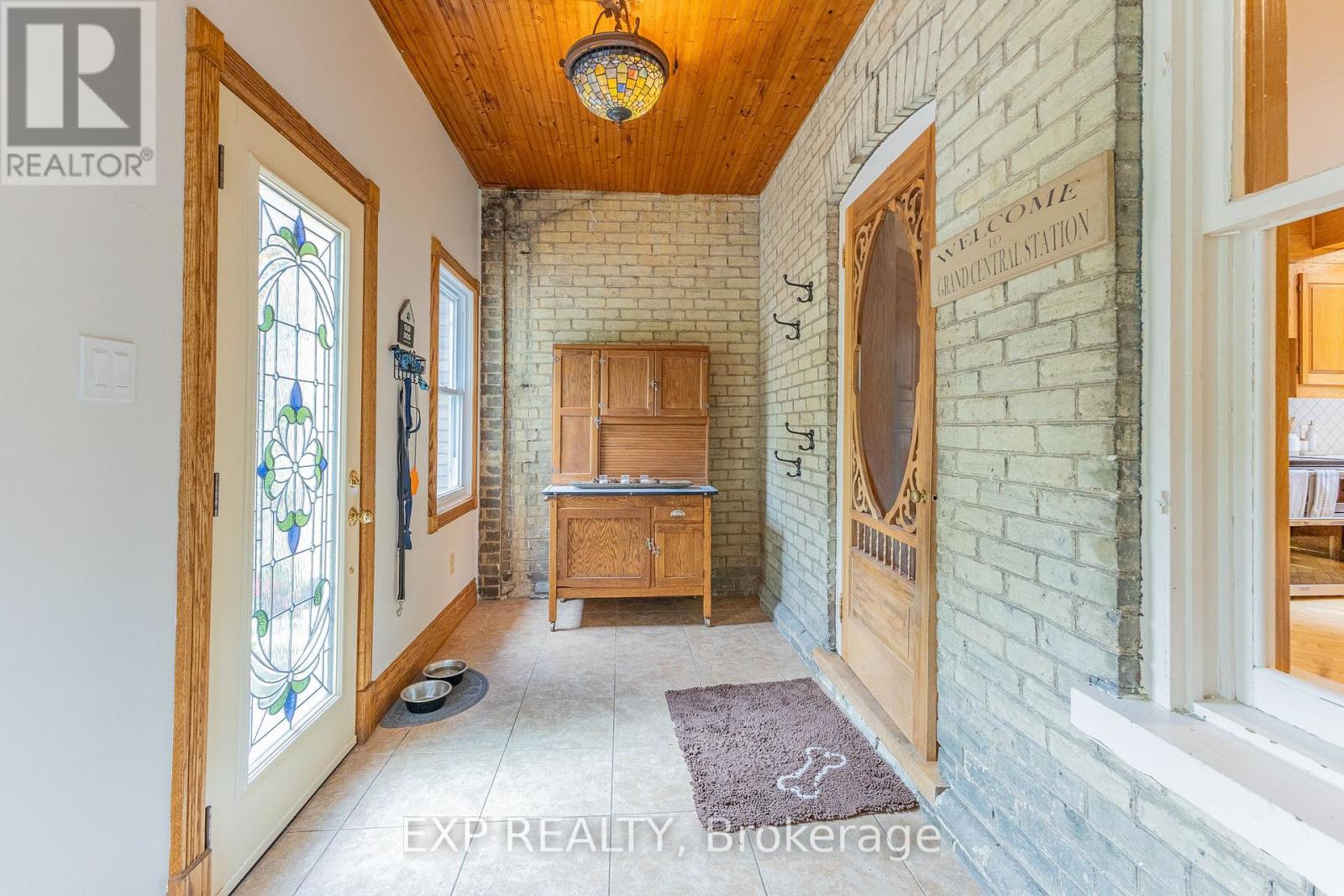 283 Hastings Street, North Middlesex, Ontario  N0M 2K0 - Photo 30 - X12663052