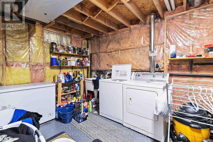 71 Golfdale Crescent, London South, Ontario  N6C 5P3 - Photo 23 - X12663092