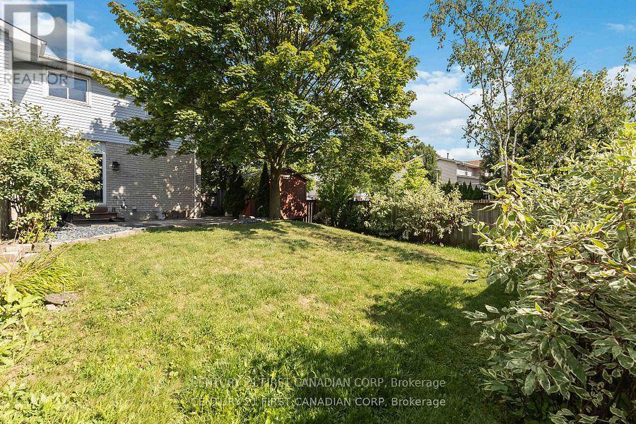 71 Golfdale Crescent, London South, Ontario  N6C 5P3 - Photo 28 - X12663092
