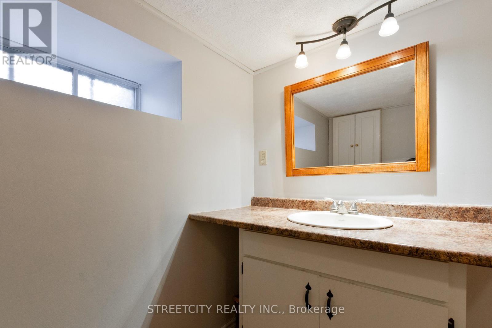 58 Norwich Avenue, Woodstock, Ontario  N4S 3V2 - Photo 29 - X12663120