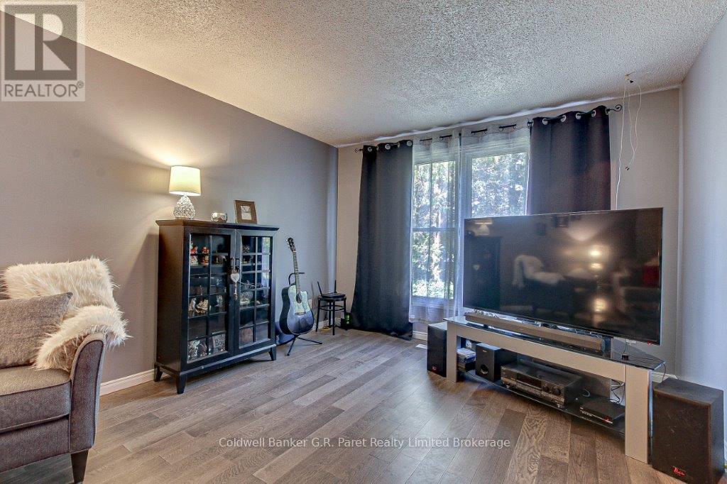 15 - 1 Lamer's Court, Tillsonburg, Ontario  N4G 4T6 - Photo 4 - X12663022