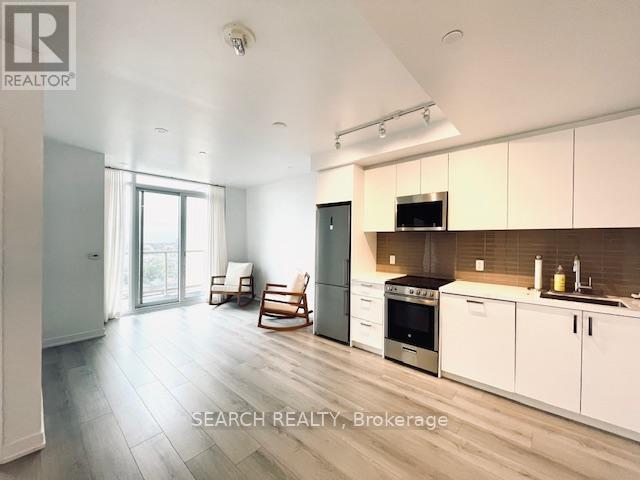 1109 - 1787 St Clair Avenue W, Toronto, Ontario  M6N 0B7 - Photo 3 - W12500020