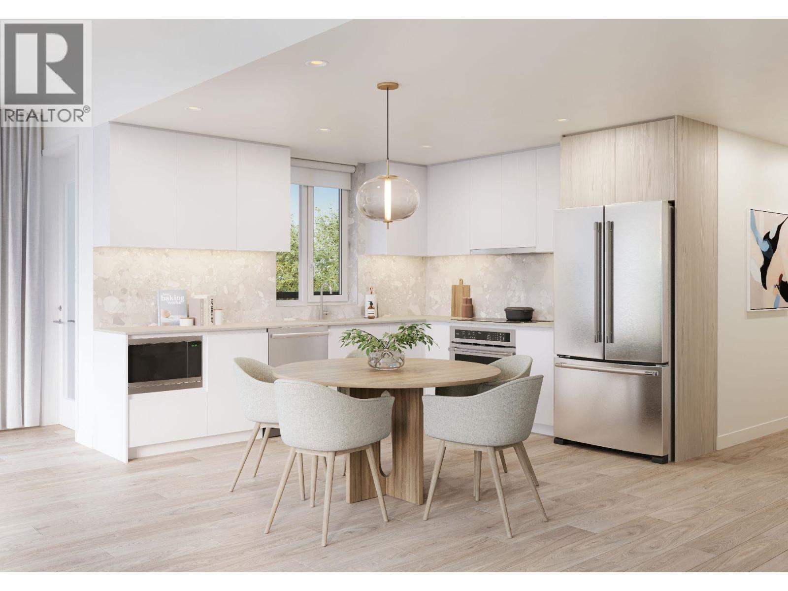 210 2433-2441 Shaughnessy Street, Port Coquitlam, British Columbia  V3C 3E6 - Photo 2 - R3075013