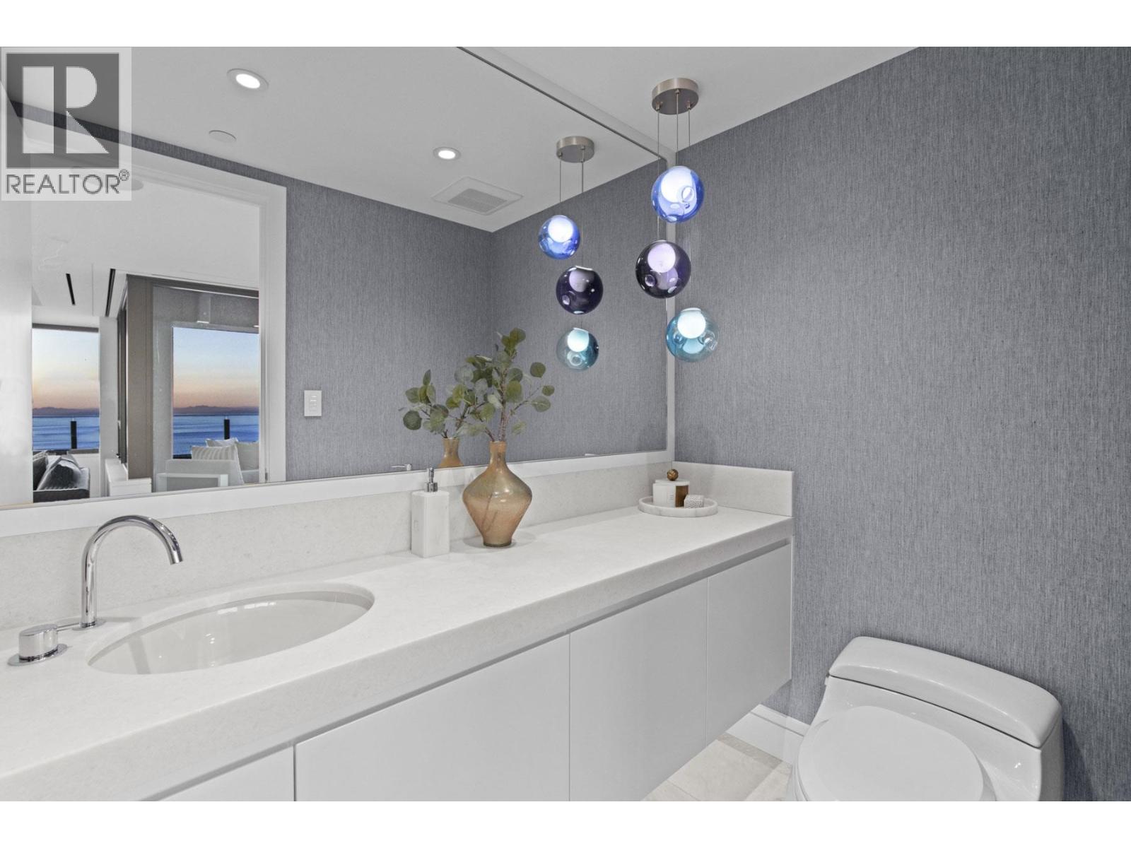 12 2250 Bellevue Avenue, West Vancouver, British Columbia  V7V 1C6 - Photo 26 - R3075792