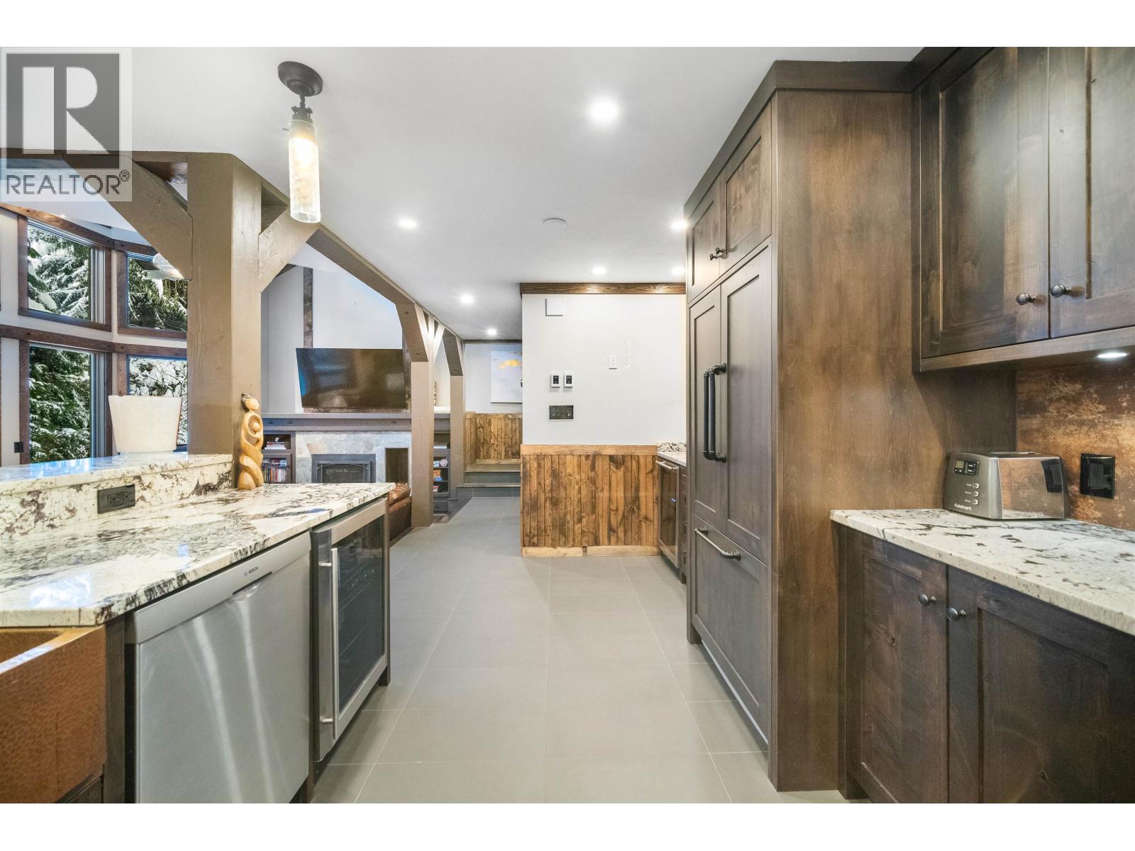 9 2200 Taylor Way, Whistler, British Columbia  V0N 1B0 - Photo 22 - R3075804