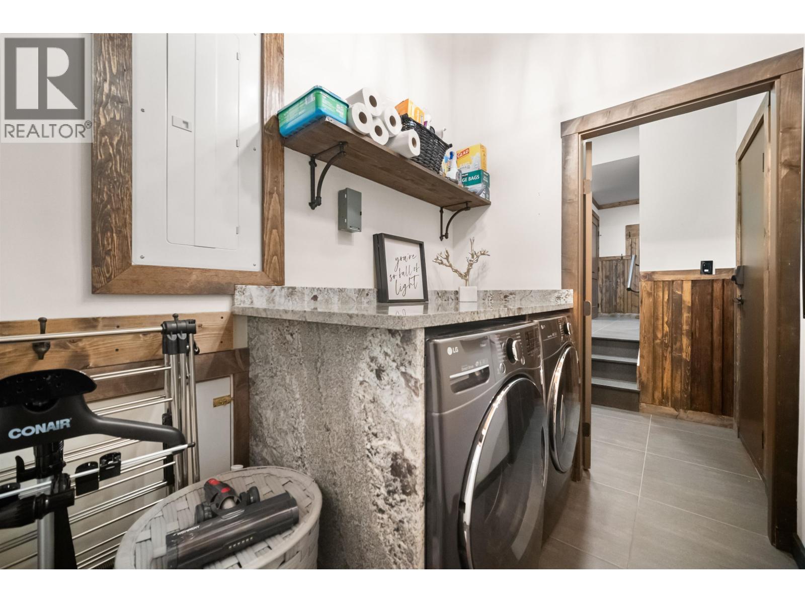 9 2200 Taylor Way, Whistler, British Columbia  V0N 1B0 - Photo 24 - R3075804