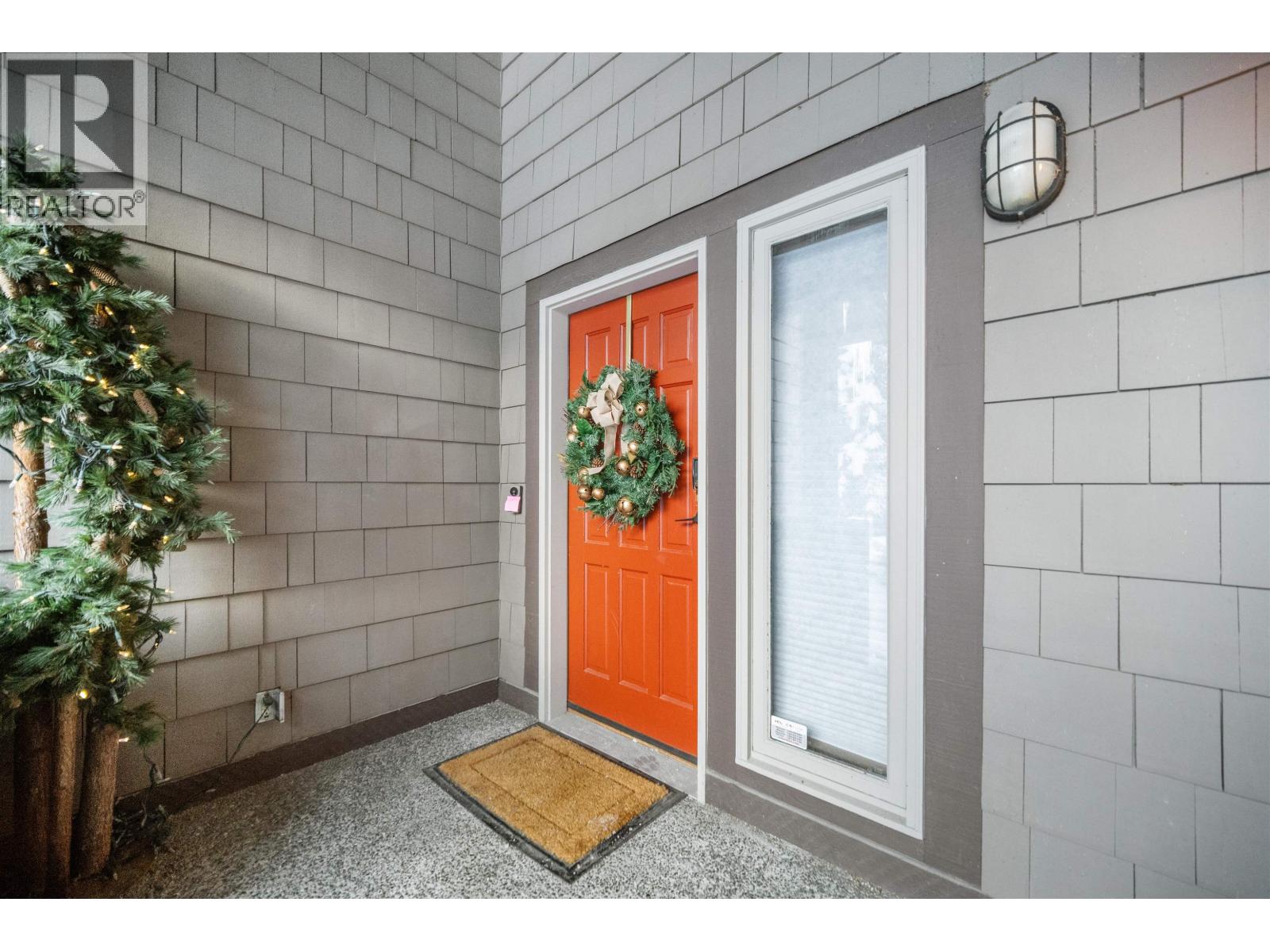 9 2200 Taylor Way, Whistler, British Columbia  V0N 1B0 - Photo 3 - R3075804