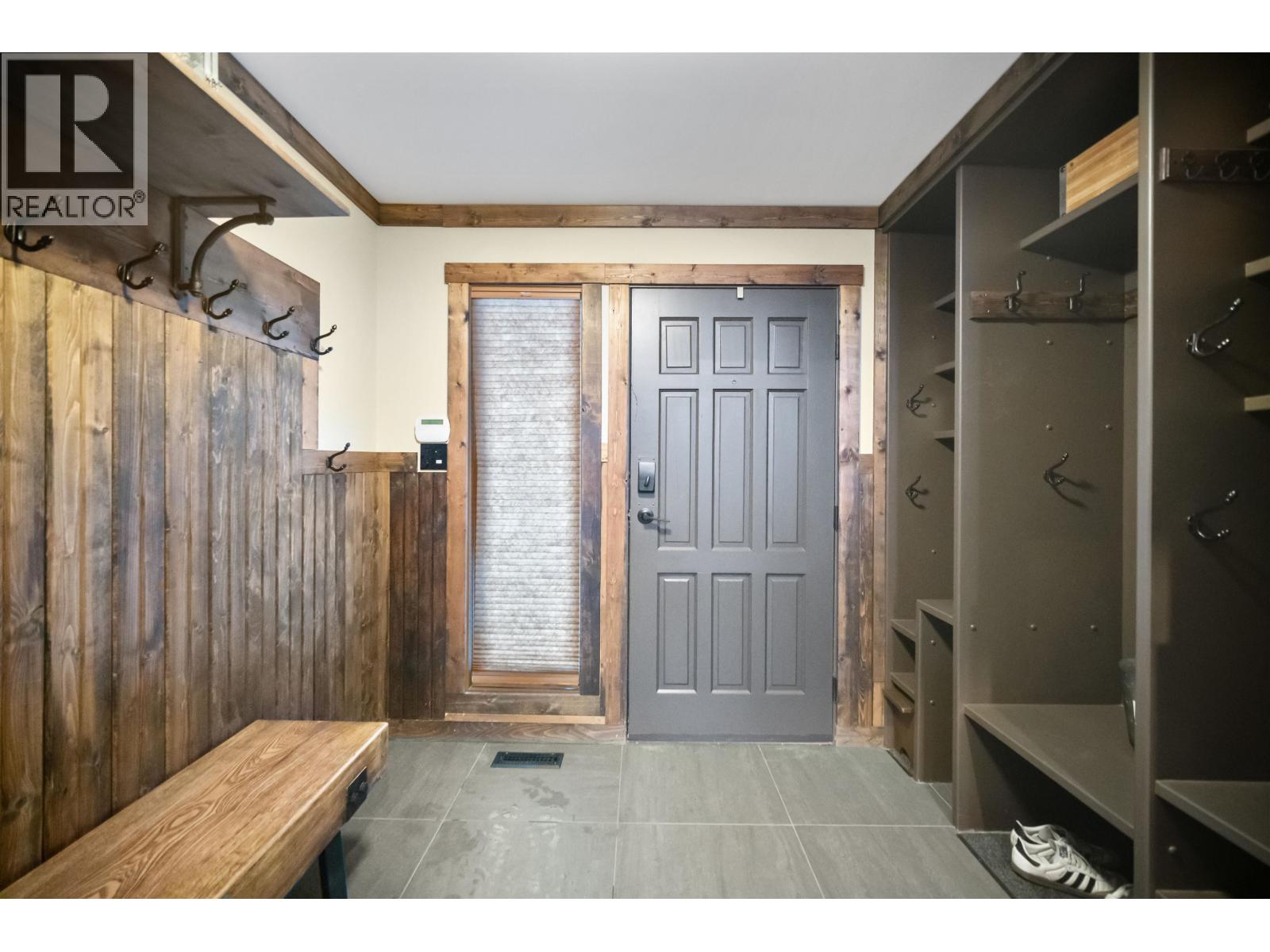 9 2200 Taylor Way, Whistler, British Columbia  V0N 1B0 - Photo 5 - R3075804