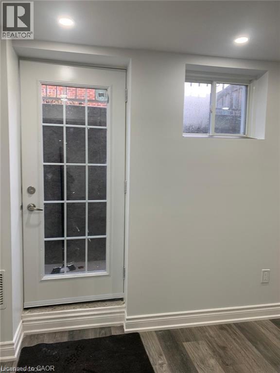 1005 Farmstead Drive Unit# Basement, Milton, Ontario  L9T 8G2 - Photo 3 - 40795750