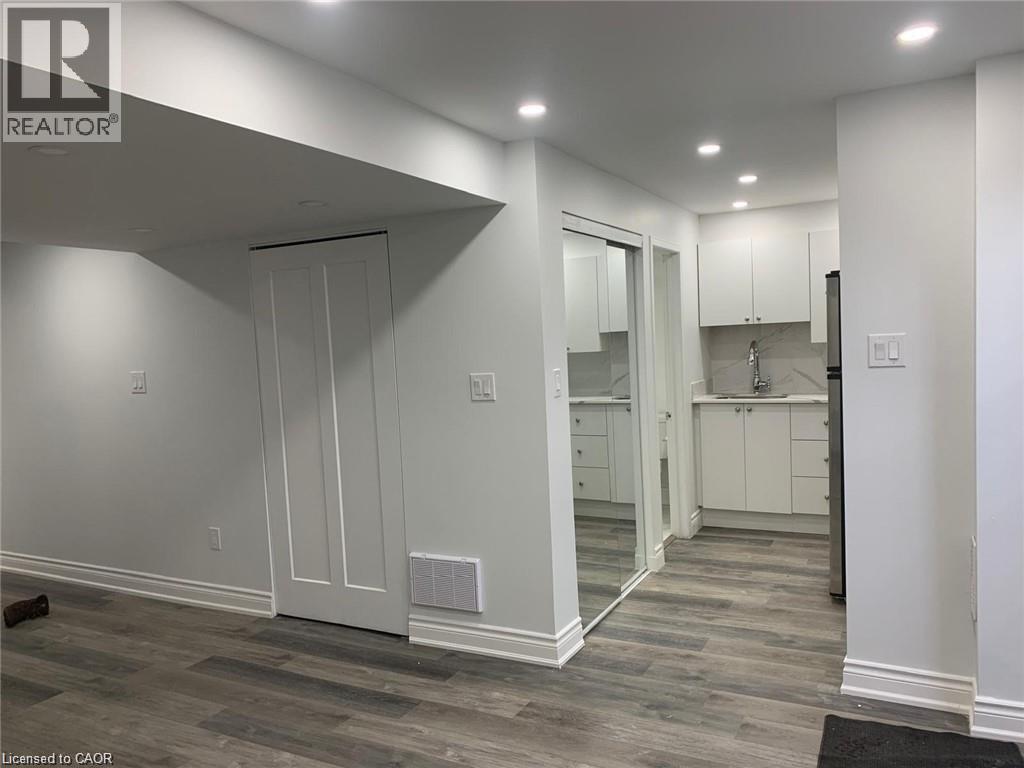 1005 Farmstead Drive Unit# Basement, Milton, Ontario  L9T 8G2 - Photo 5 - 40795750