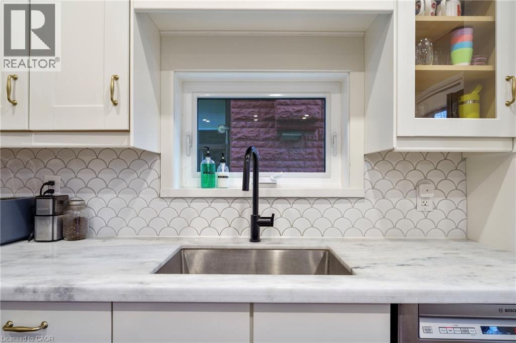 186 Balsam Avenue S Unit# Main, Hamilton, Ontario  L8M 3B8 - Photo 21 - 40795749