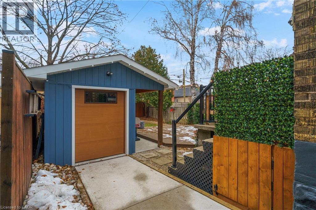 186 Balsam Avenue S Unit# Main, Hamilton, Ontario  L8M 3B8 - Photo 40 - 40795749