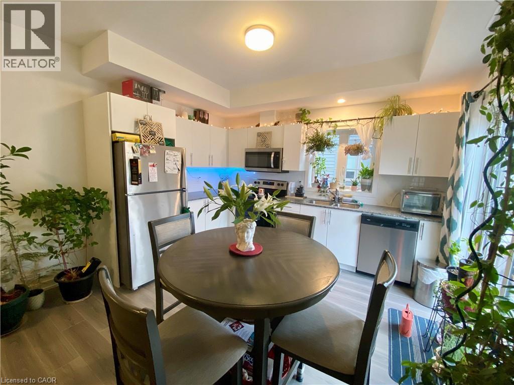 205 West Oak Trail Unit# 46, Kitchener, Ontario N2R 0R9 - Photo 5 - 40795631