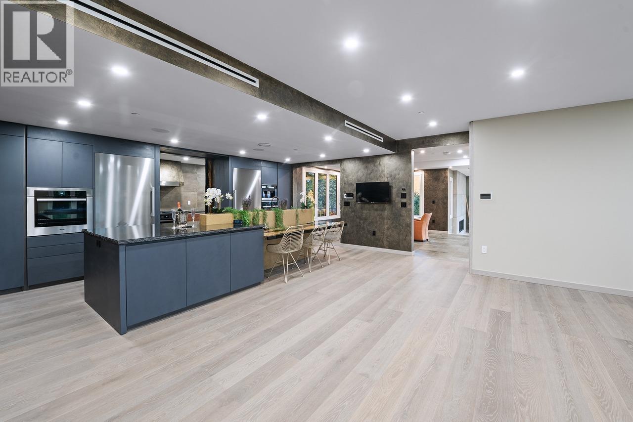 592 Craigmohr Drive, West Vancouver, British Columbia  V7S 1X2 - Photo 8 - R3075797