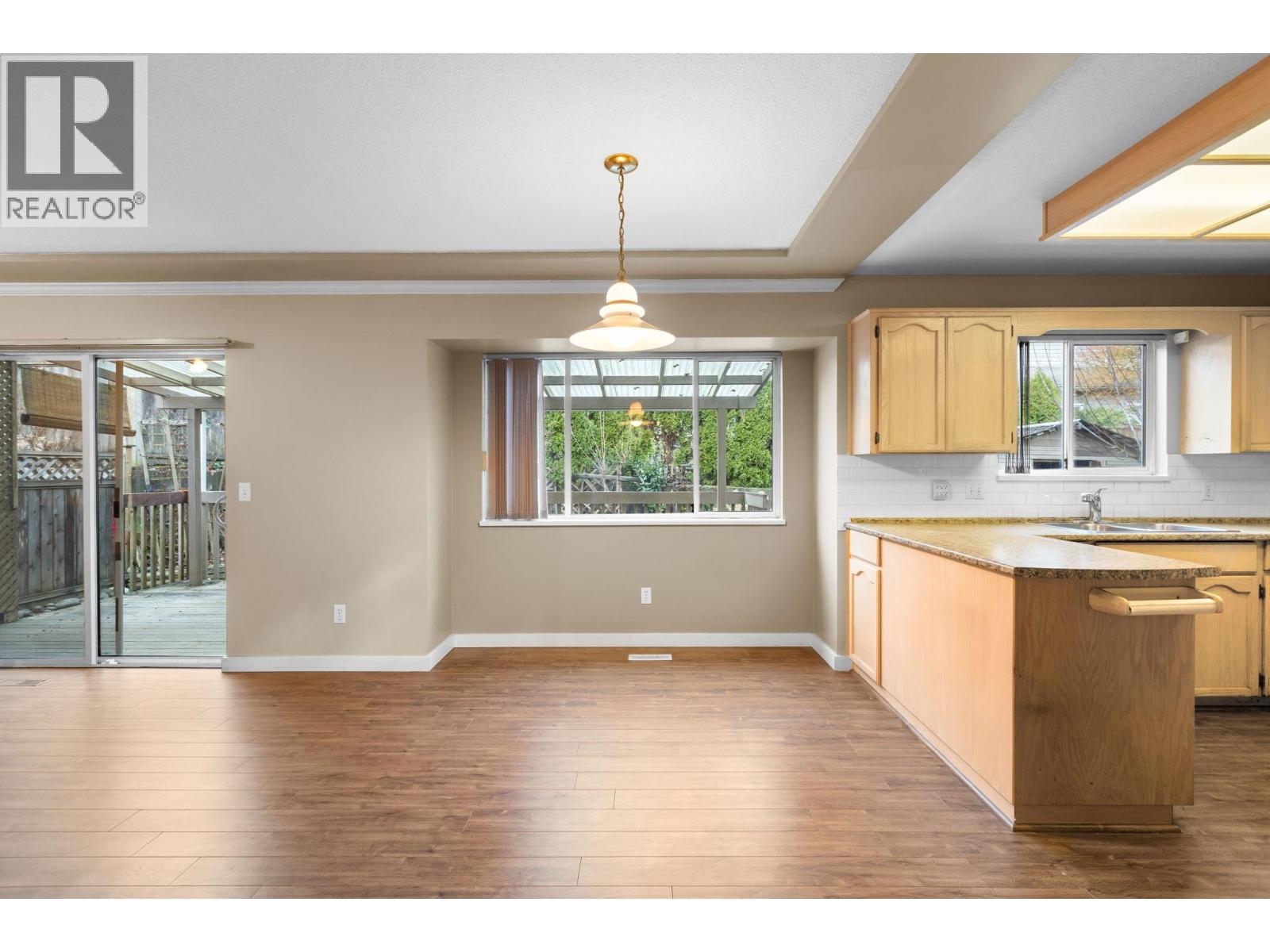 1225 Windsor Avenue, Port Coquitlam, British Columbia  V3B 7J8 - Photo 10 - R3075828