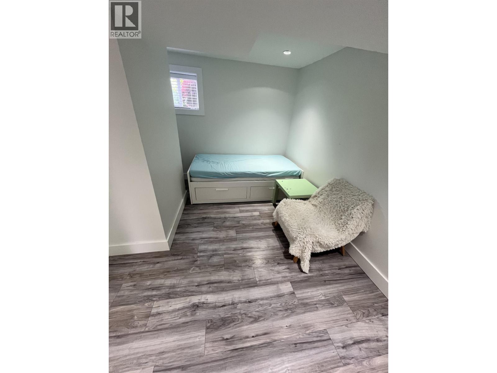 348 Laurentian Crescent, Coquitlam, British Columbia  V3K 1Y4 - Photo 7 - R3075833