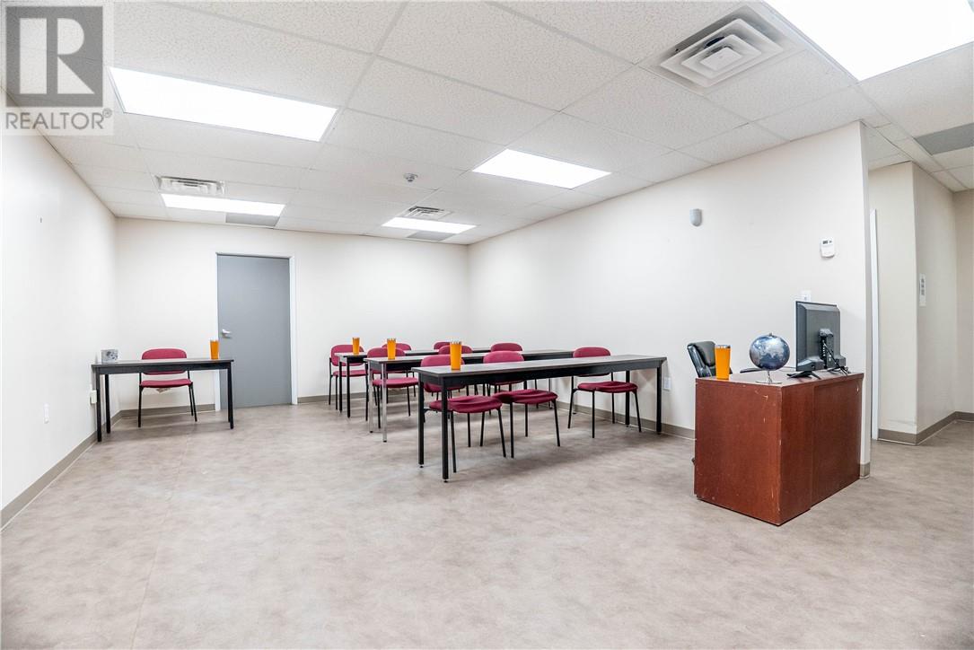 435 Notre Dame Avenue Unit# Unit 001f, Sudbury, Ontario  P3C 5K6 - Photo 2 - 2125087