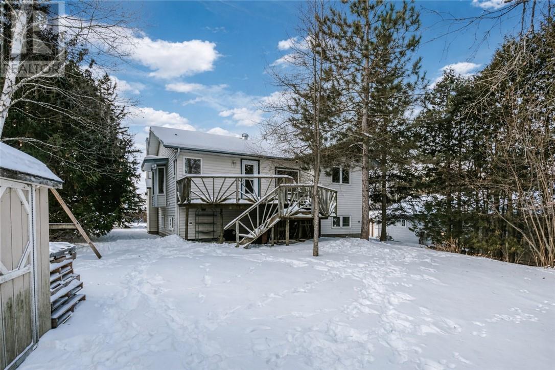 212 Albert Street, Azilda, Ontario  P0M 1B0 - Photo 8 - 2125978