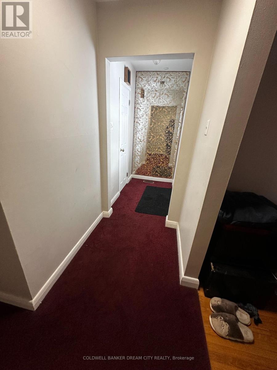 Main - 183 Elmhurst Drive, Toronto, Ontario  M9W 2L2 - Photo 13 - W12662836