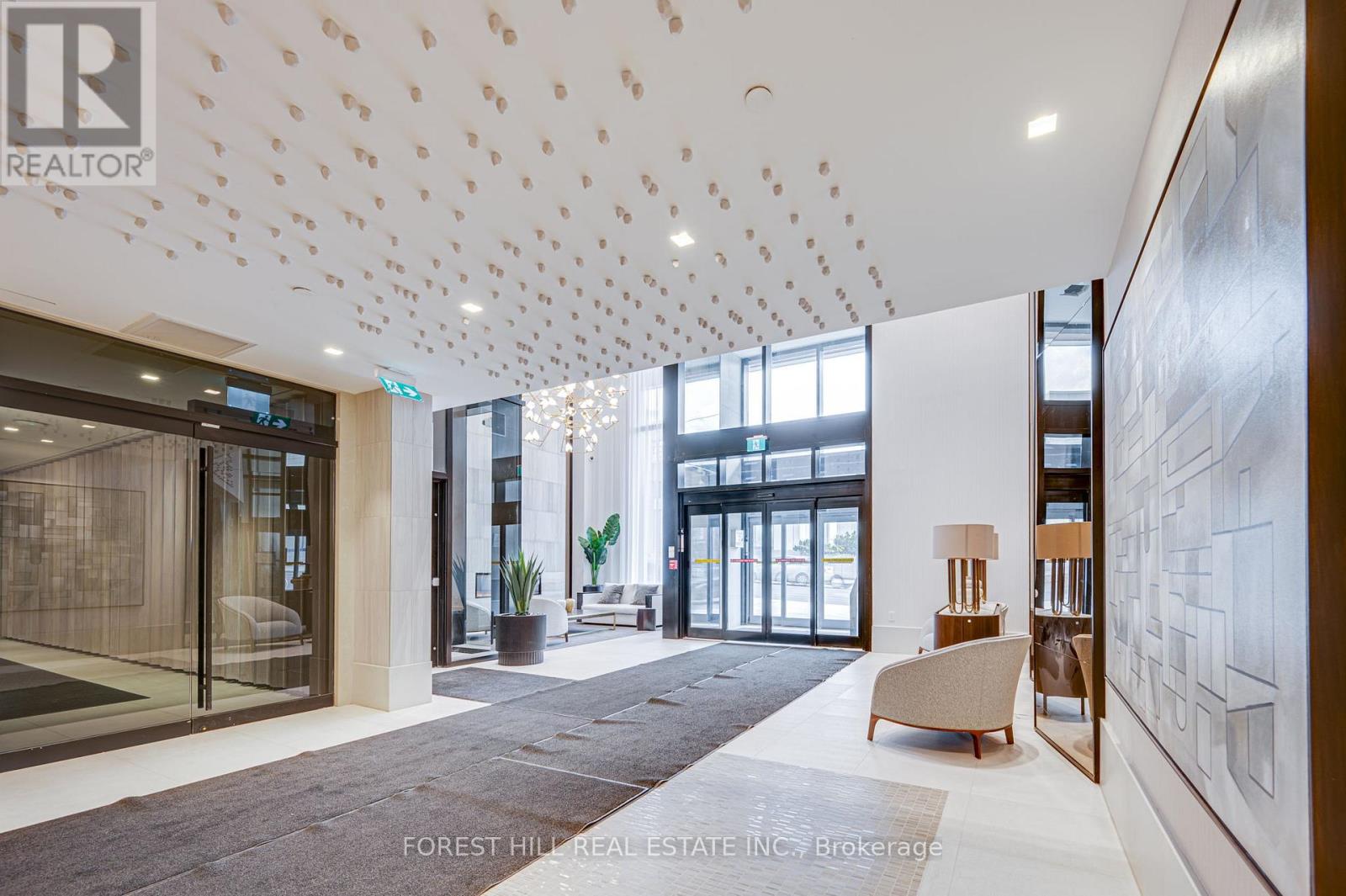 926 - 2020 Bathurst Street, Toronto, Ontario  M5P 0A6 - Photo 4 - C12663074