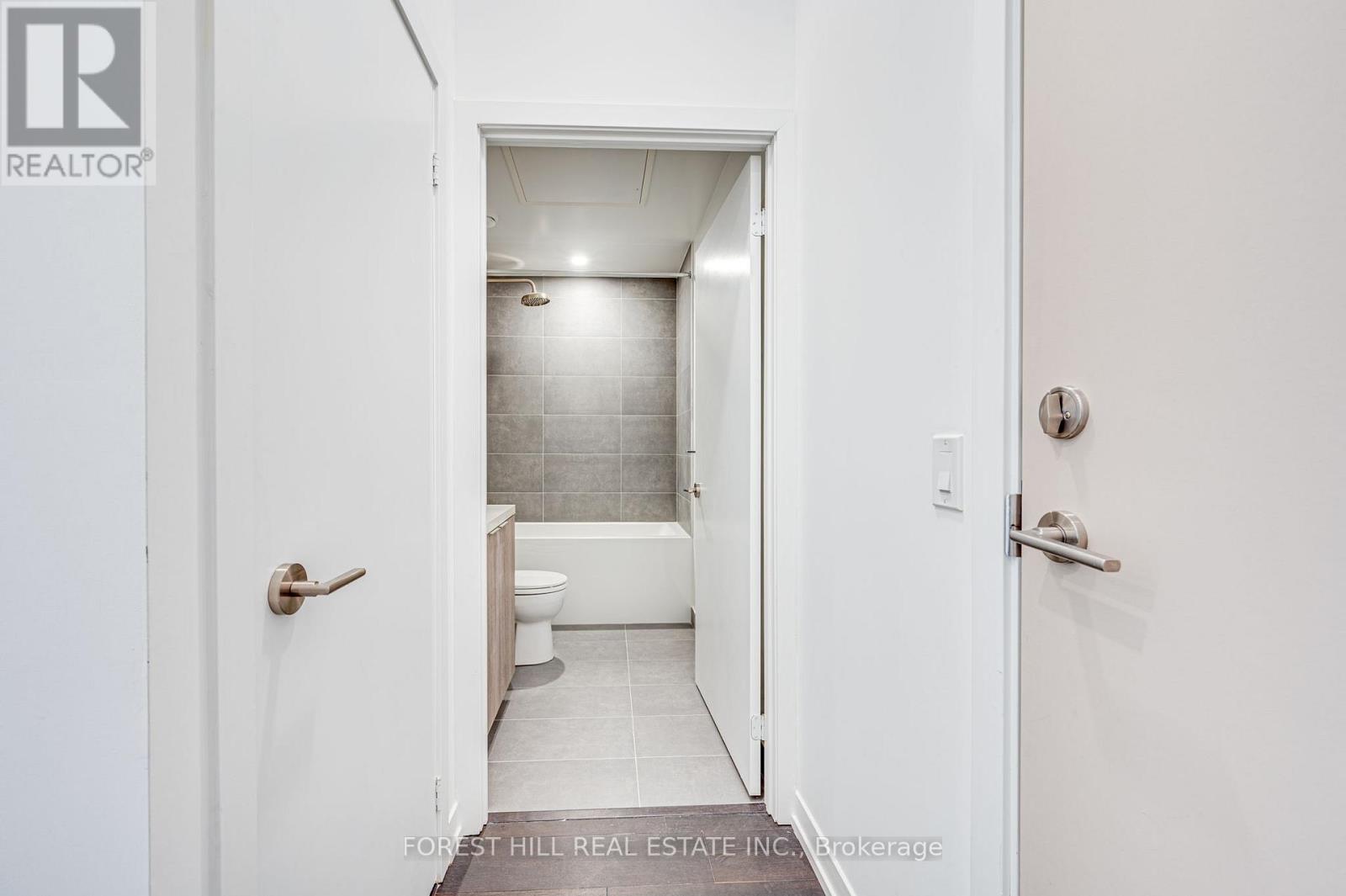 926 - 2020 Bathurst Street, Toronto, Ontario  M5P 0A6 - Photo 5 - C12663074