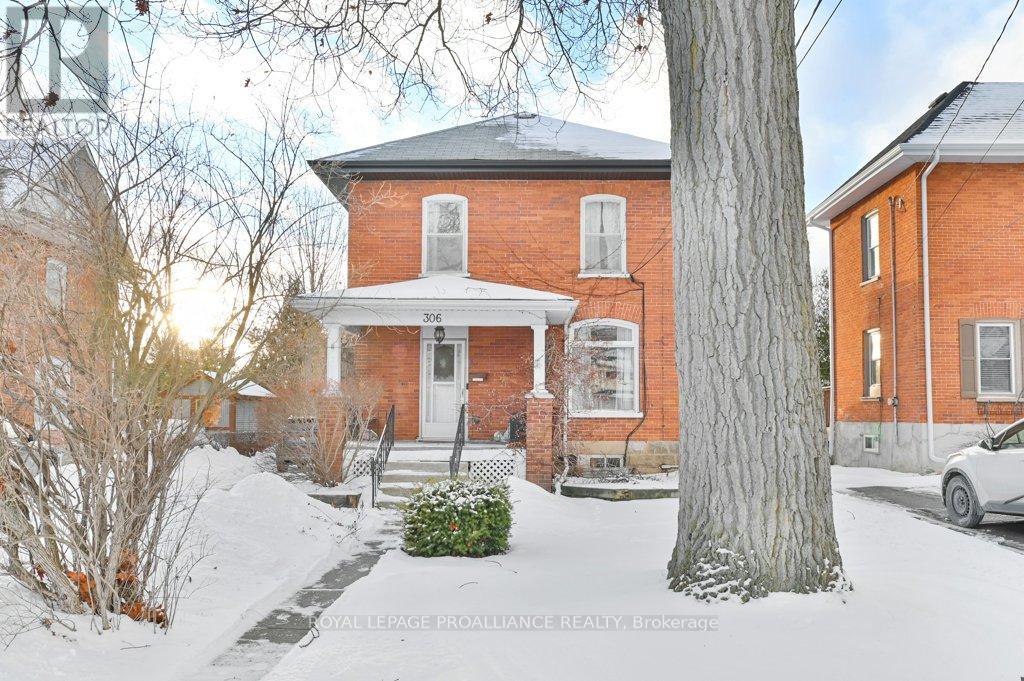 306 Bleecker Avenue, Belleville, Ontario  K8N 3V4 - Photo 2 - X12629272