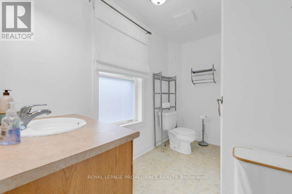 306 Bleecker Avenue, Belleville, Ontario  K8N 3V4 - Photo 26 - X12629272