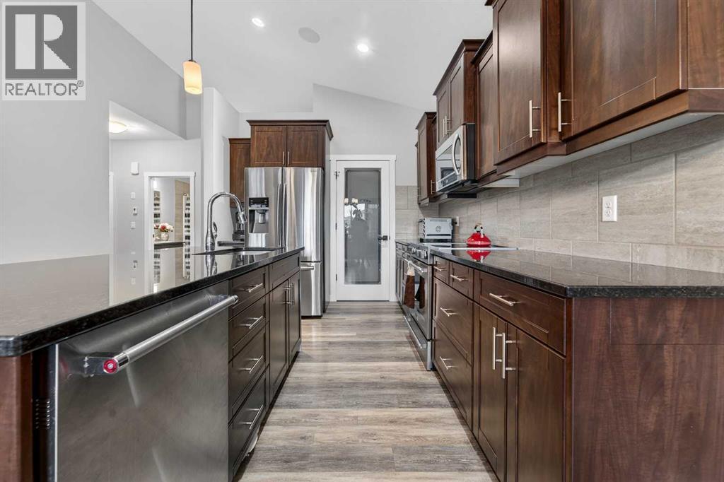 623 Sixmile Crescent S, Lethbridge, Alberta  T1K 5W8 - Photo 7 - A2276710