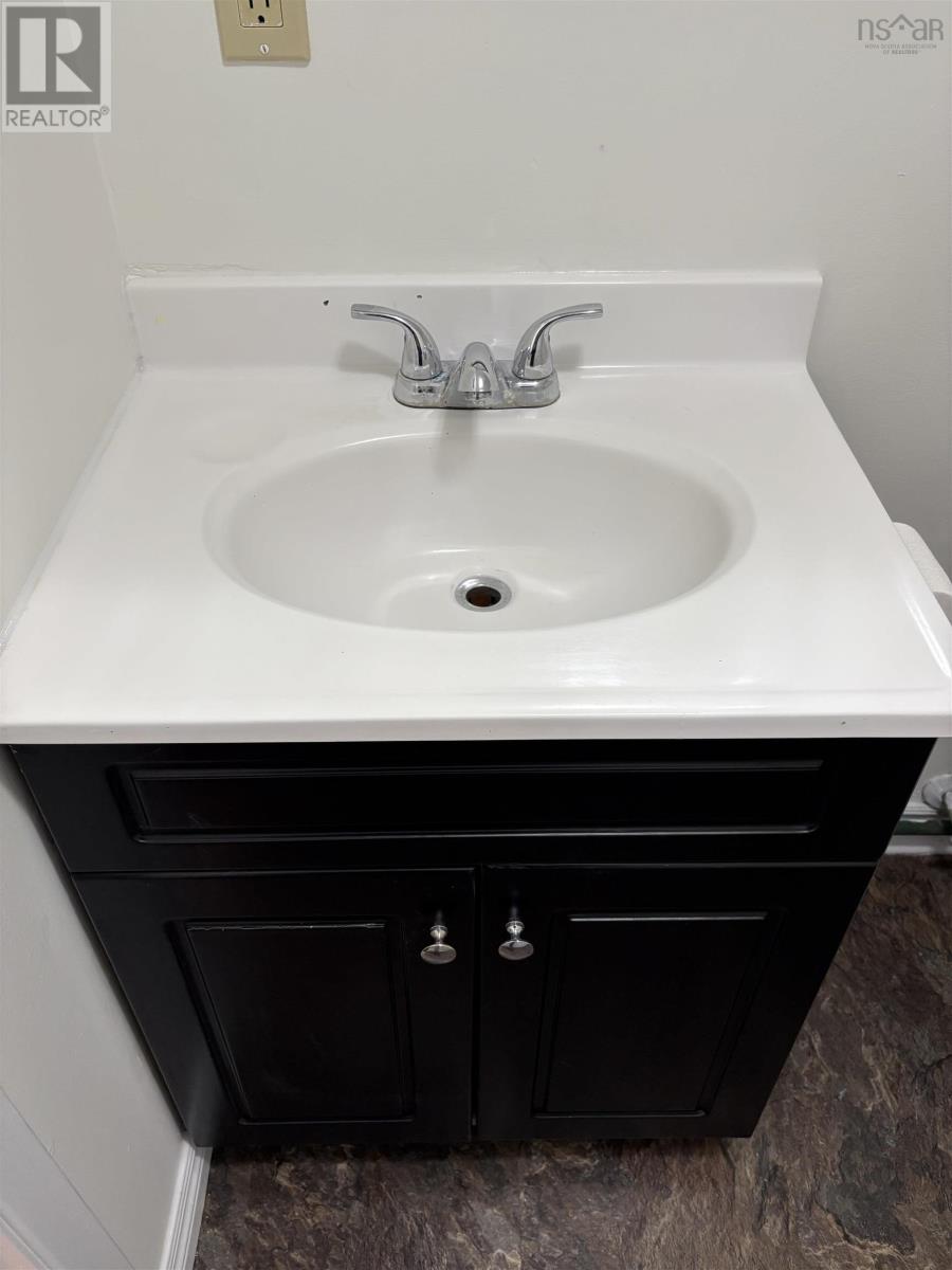 5 Mitchell Drive, Truro Heights, Nova Scotia  B6L 1M5 - Photo 14 - 202600173