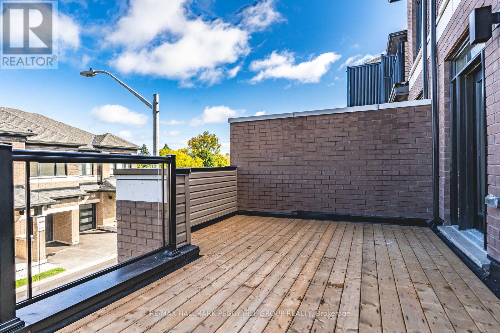 31 Bluebird Lane, Barrie, Ontario  L4N 6A3 - Photo 12 - S12663048