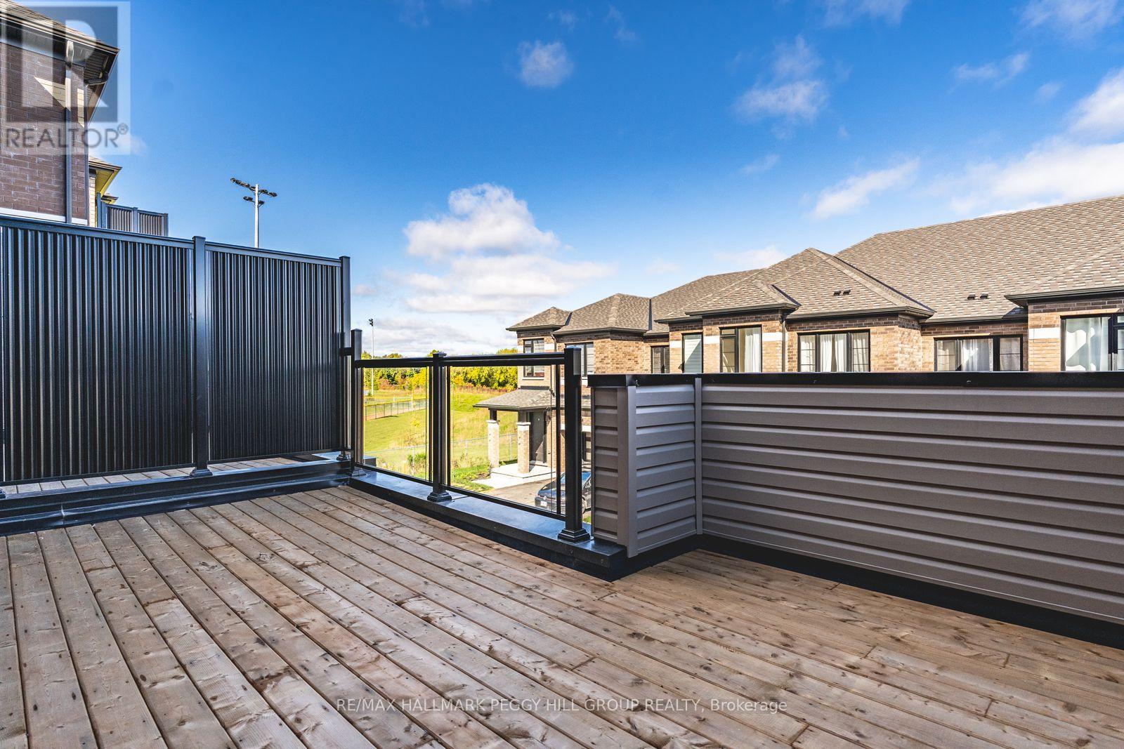 31 Bluebird Lane, Barrie, Ontario  L4N 6A3 - Photo 14 - S12663048