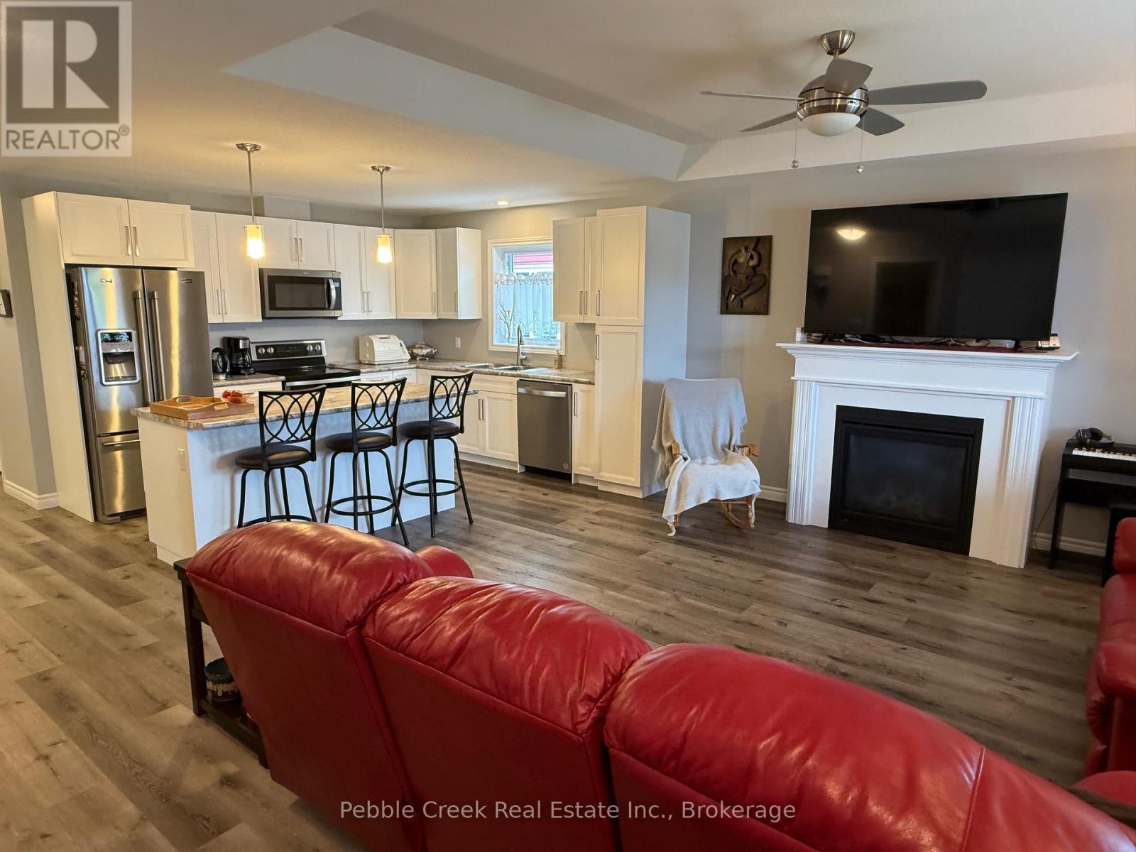 86 Huron Heights Drive, Ashfield-Colborne-Wawanosh (Colborne), Ontario  N7A 0C1 - Photo 6 - X12663118