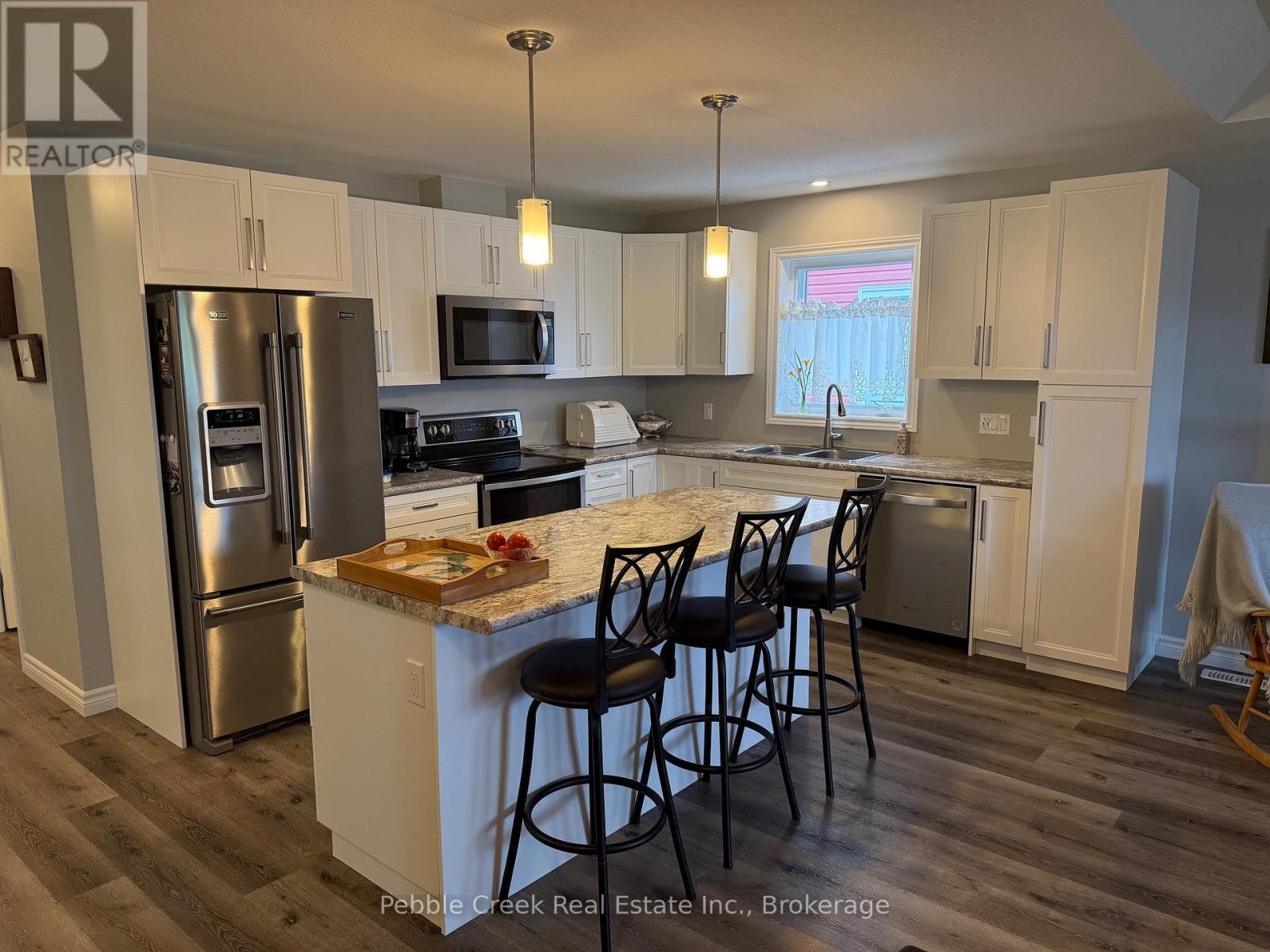 86 Huron Heights Drive, Ashfield-Colborne-Wawanosh (Colborne), Ontario  N7A 0C1 - Photo 8 - X12663118