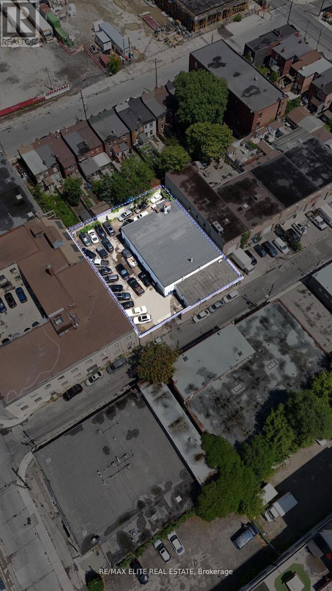 20 Jenet Avenue, Toronto, Ontario  M6H 1R4 - Photo 2 - W12663024