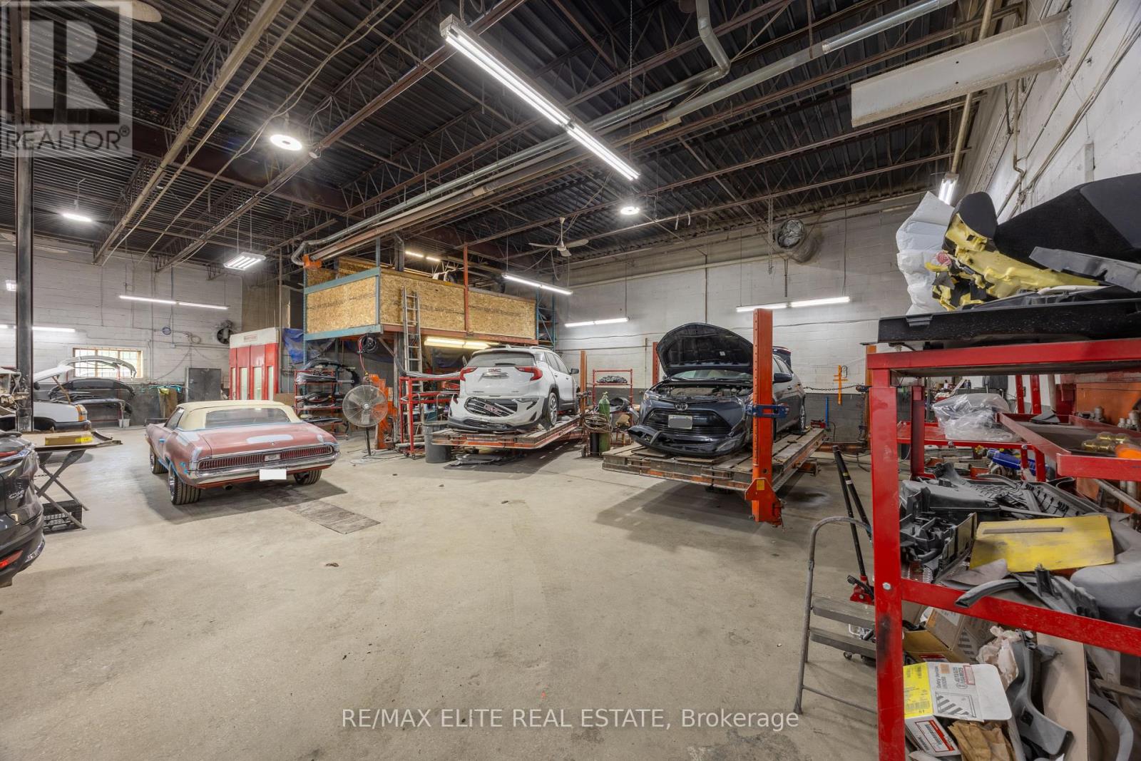 20 Jenet Avenue, Toronto, Ontario  M6H 1R4 - Photo 23 - W12663024