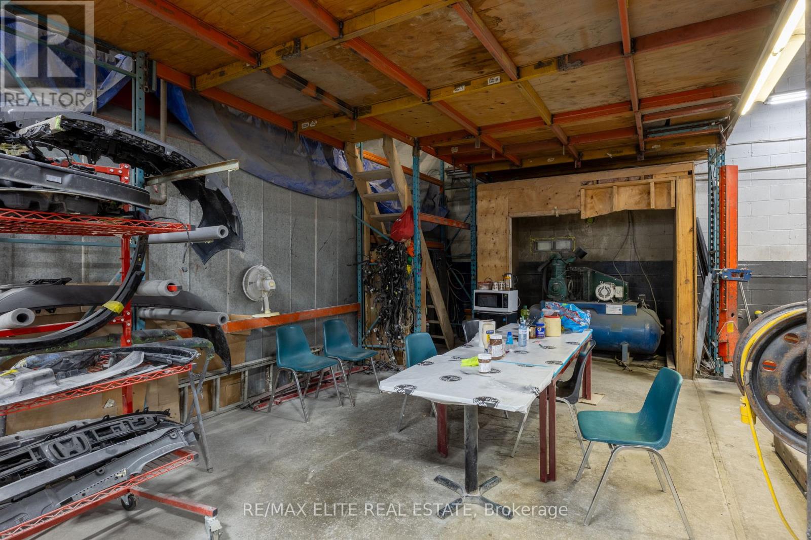 20 Jenet Avenue, Toronto, Ontario  M6H 1R4 - Photo 25 - W12663024