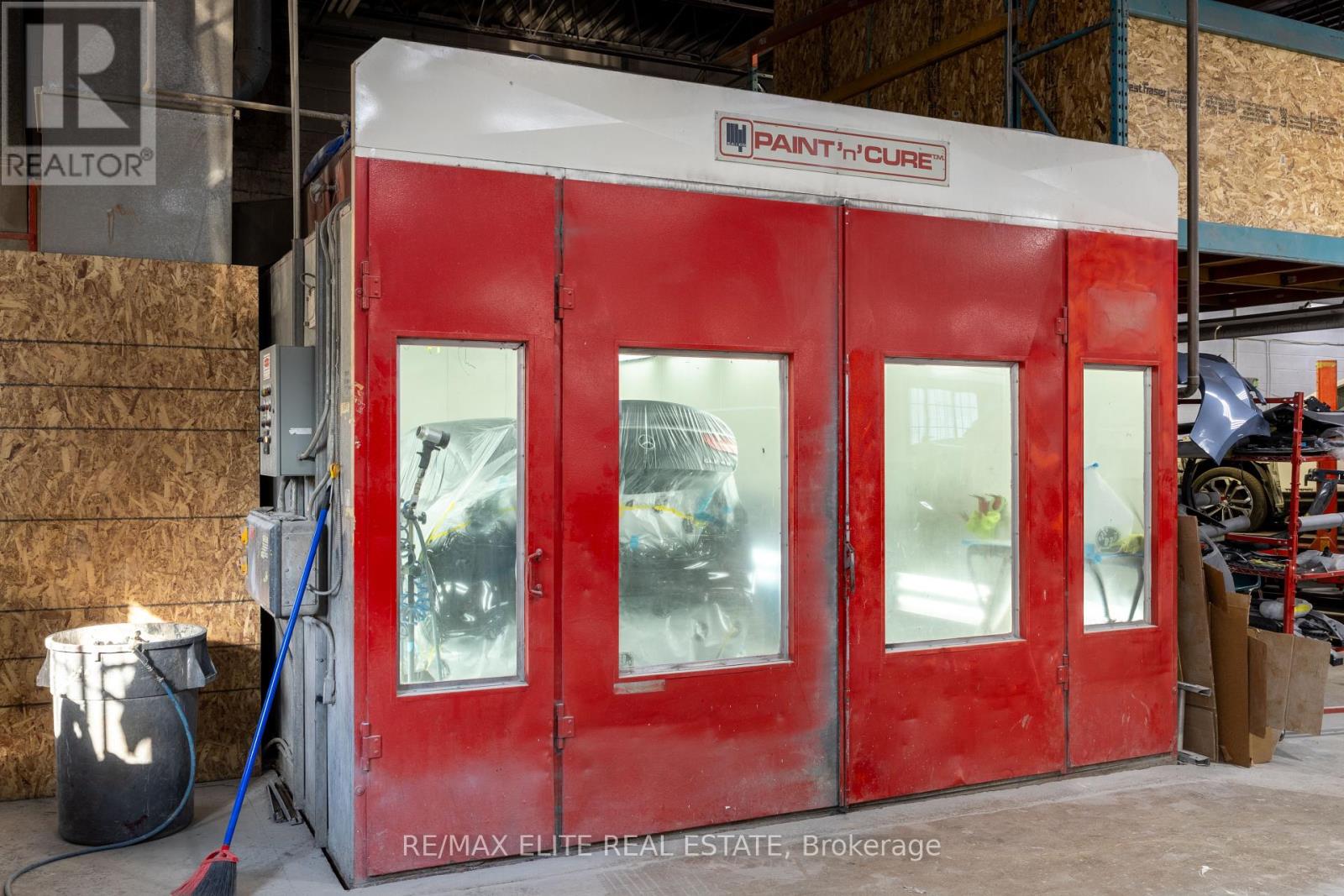 20 Jenet Avenue, Toronto, Ontario  M6H 1R4 - Photo 26 - W12663024