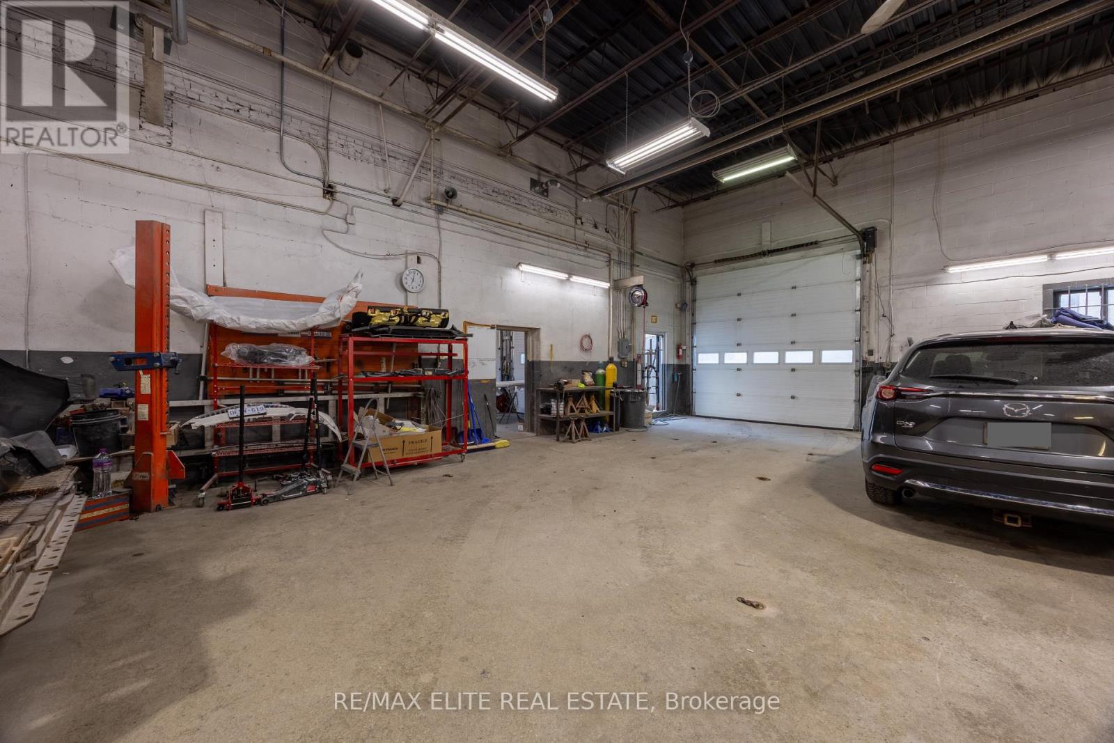 20 Jenet Avenue, Toronto, Ontario  M6H 1R4 - Photo 32 - W12663024