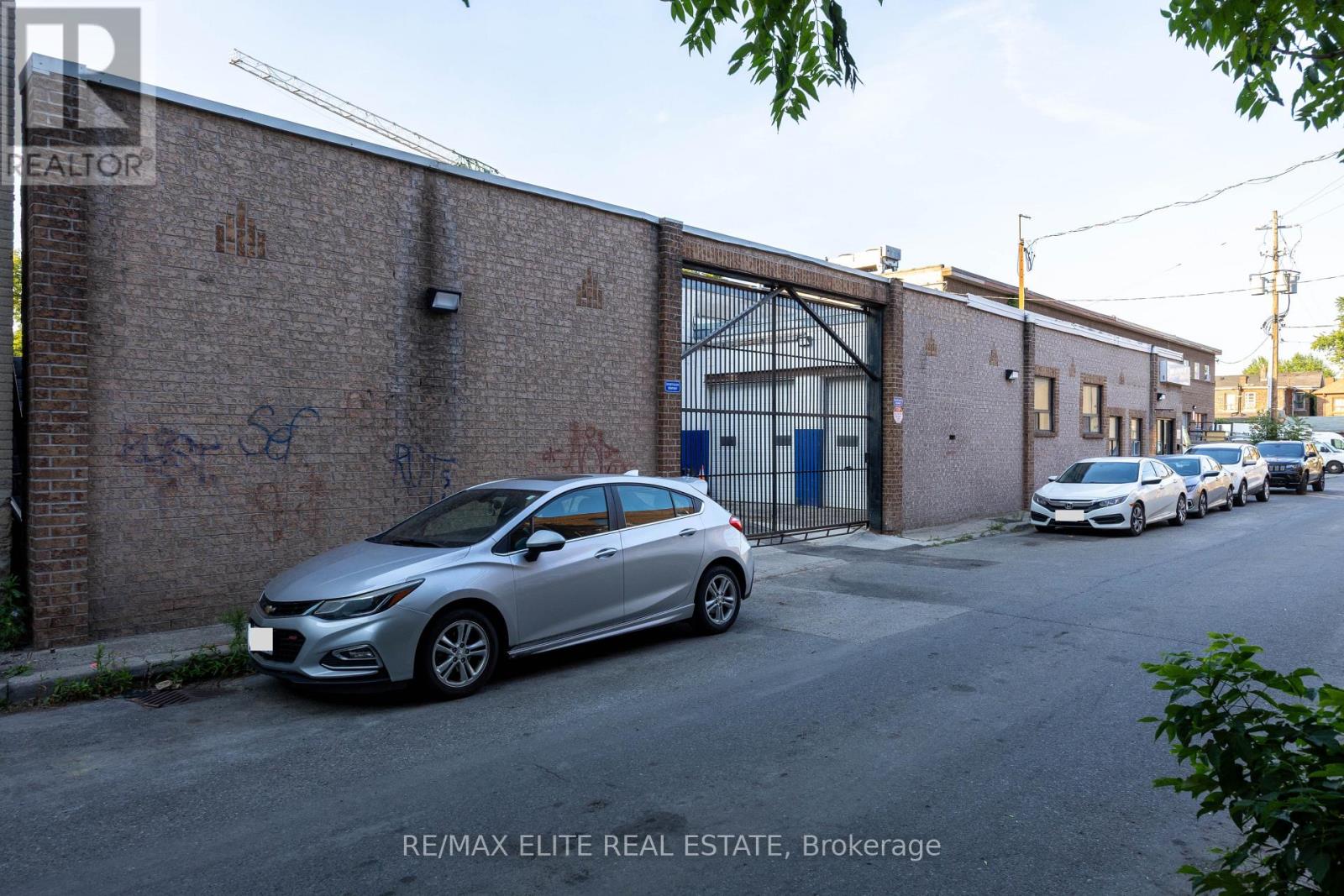 20 Jenet Avenue, Toronto, Ontario  M6H 1R4 - Photo 37 - W12663024