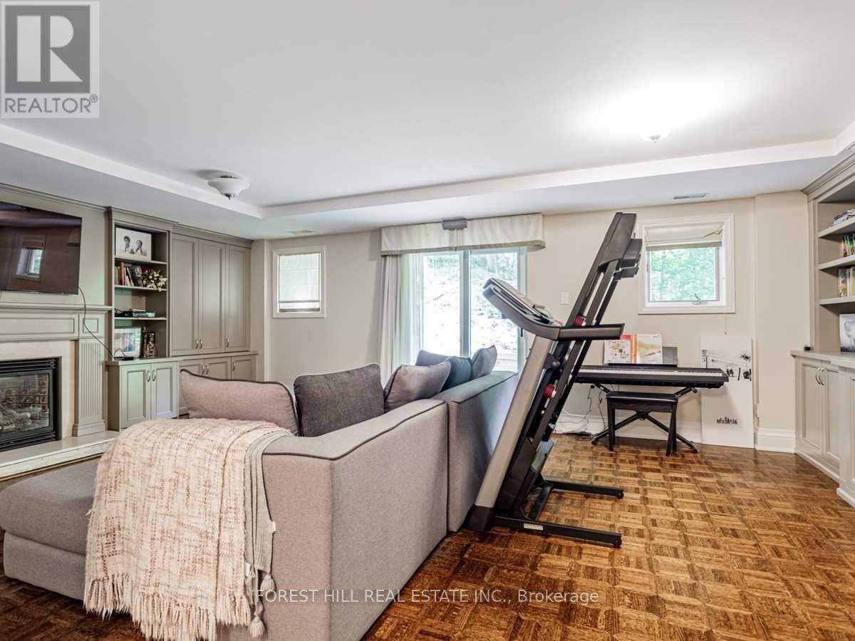 49 Lower Village Gate, Toronto, Ontario  M5P 3L7 - Photo 27 - C12662842