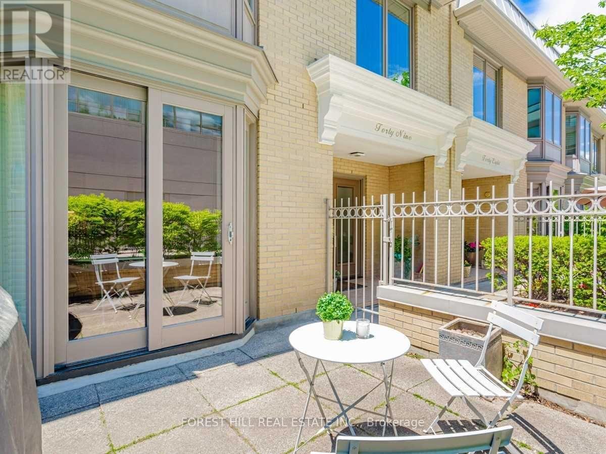 49 Lower Village Gate, Toronto, Ontario  M5P 3L7 - Photo 30 - C12662842