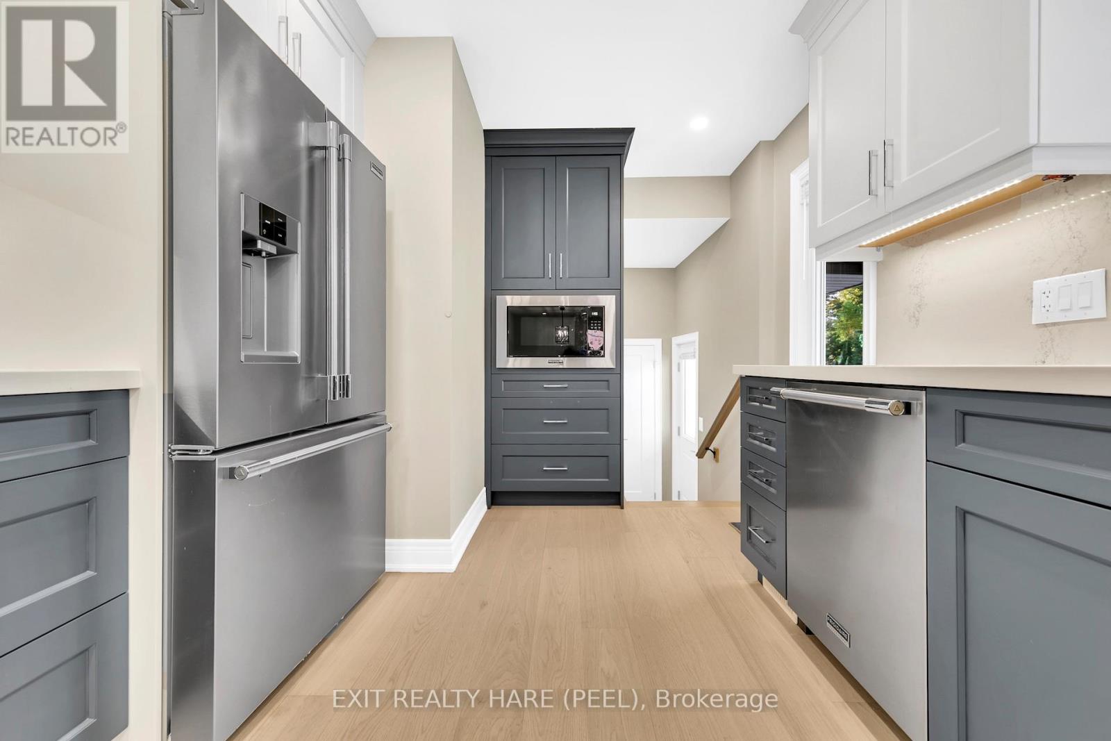 990 Haist Street, Pelham, Ontario  L0S 1E4 - Photo 14 - X12663050