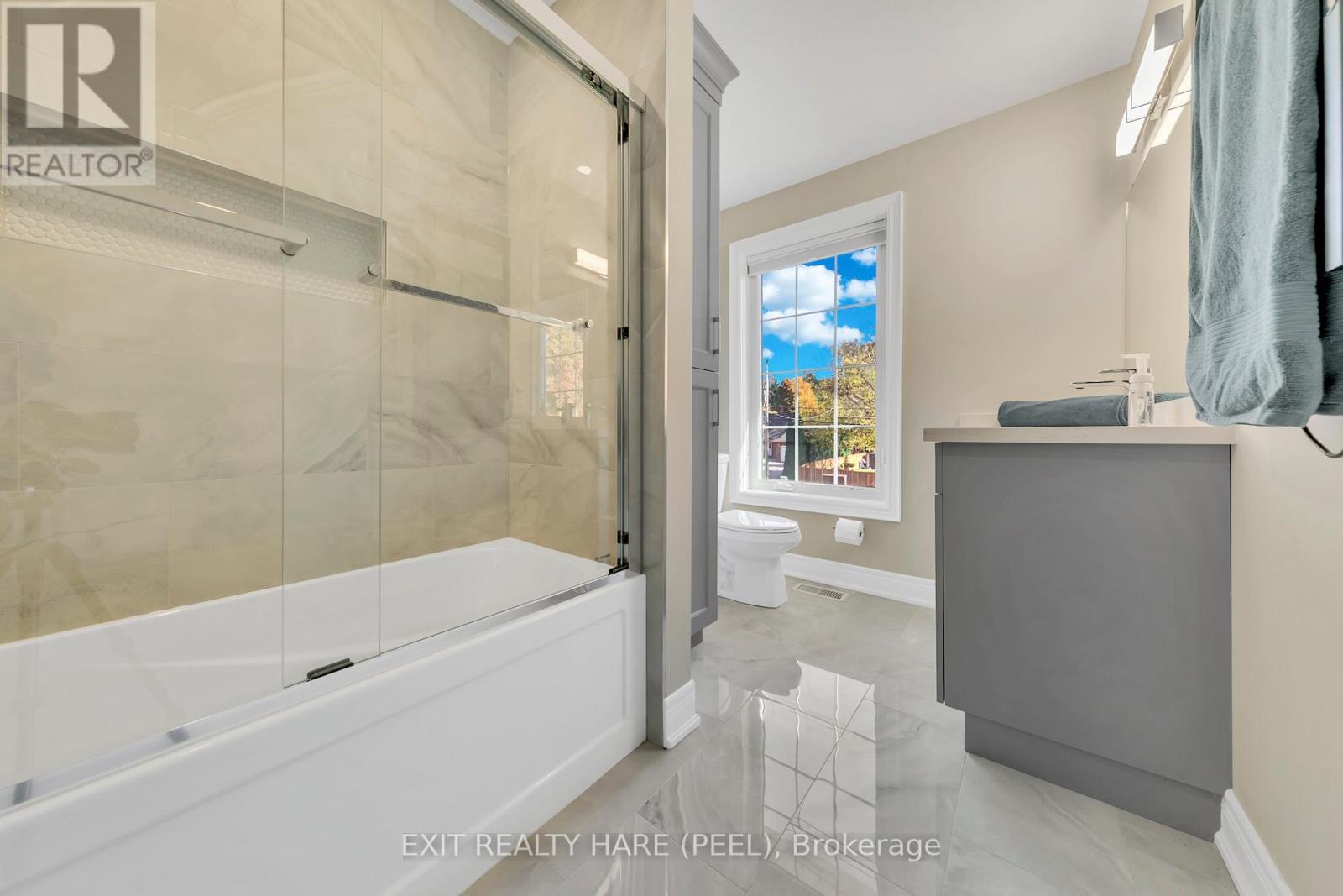 990 Haist Street, Pelham, Ontario  L0S 1E4 - Photo 29 - X12663050