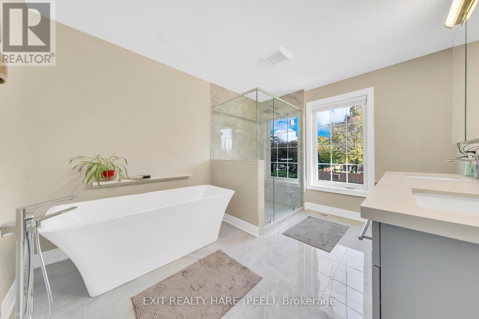 990 Haist Street, Pelham, Ontario  L0S 1E4 - Photo 33 - X12663050