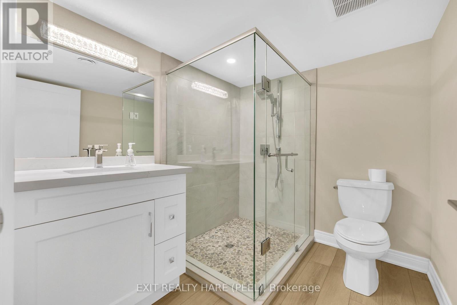 990 Haist Street, Pelham, Ontario  L0S 1E4 - Photo 43 - X12663050