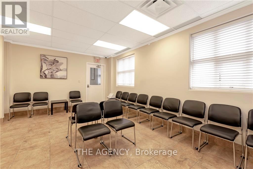 574 Upper James Street, Hamilton, Ontario  L9C 2Y6 - Photo 6 - X12663112