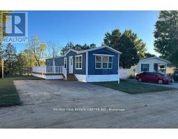 24 MACPHERSON CRESCENT, Hamilton, Ontario