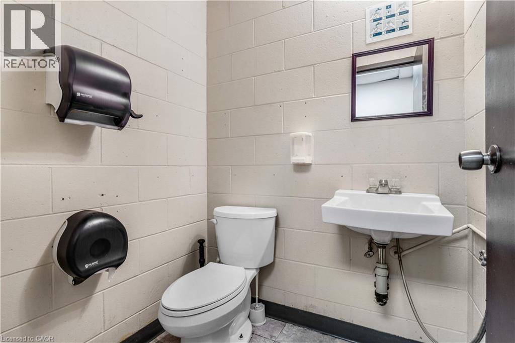 485 N Silvercreek Parkway N Unit# 7, Guelph, Ontario  N1H 7K5 - Photo 11 - 40794697