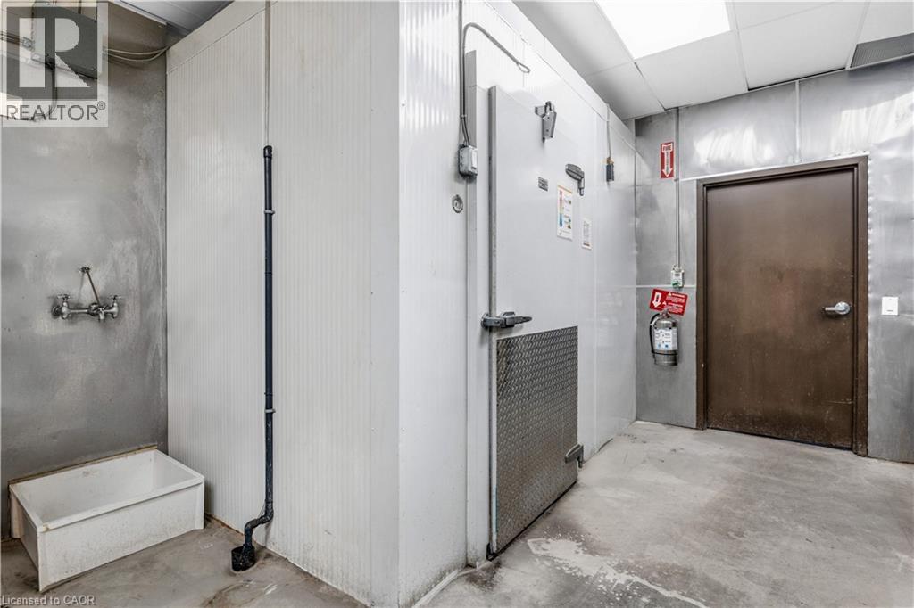 485 N Silvercreek Parkway N Unit# 7, Guelph, Ontario  N1H 7K5 - Photo 24 - 40794697