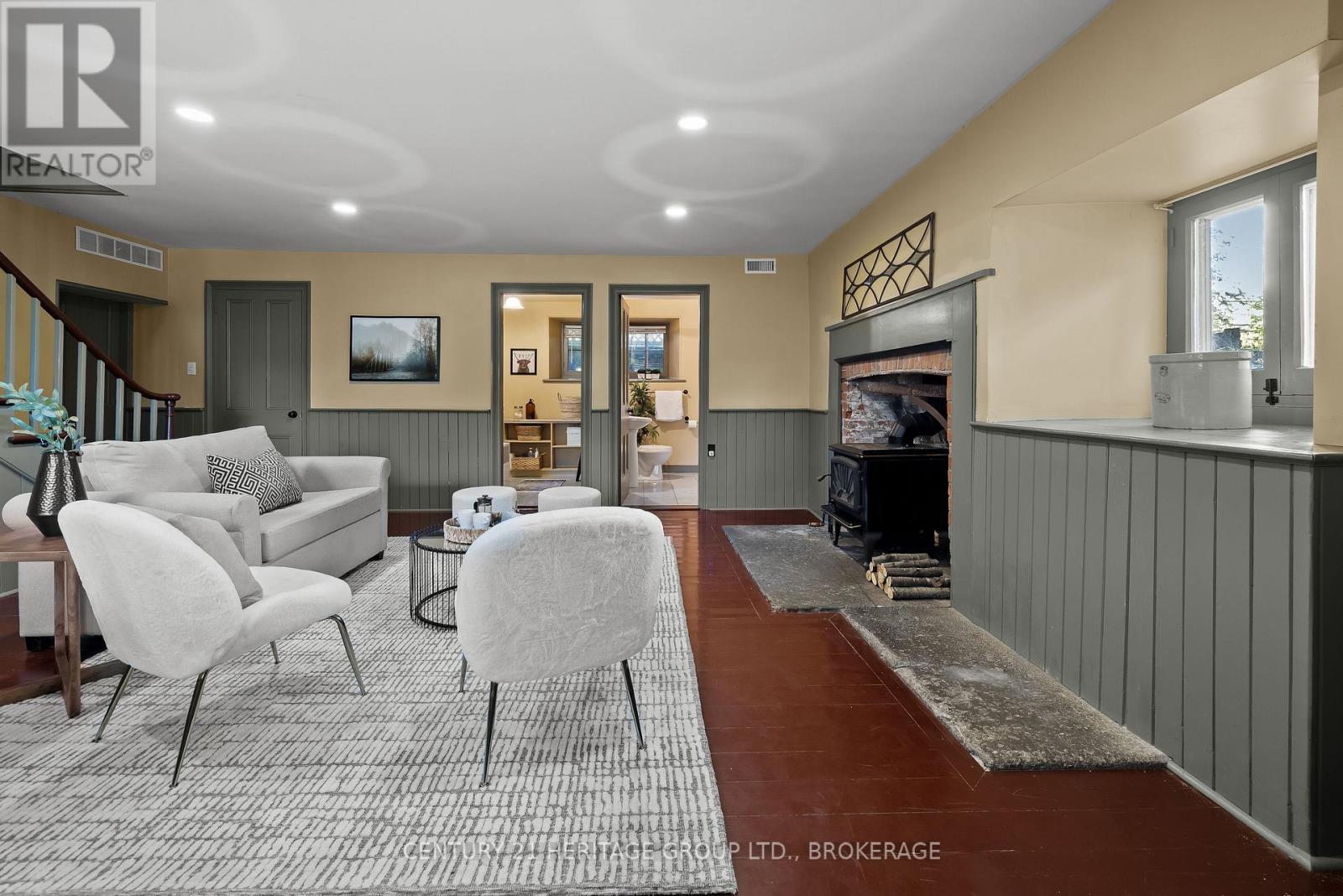 1049 Highway 2 E, Kingston, Ontario  K7L 4V1 - Photo 30 - X12663192